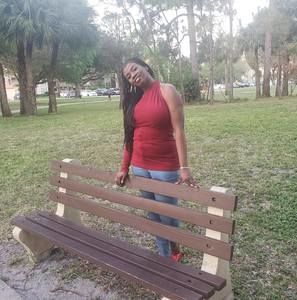 Meet your Posher, Marie yolande